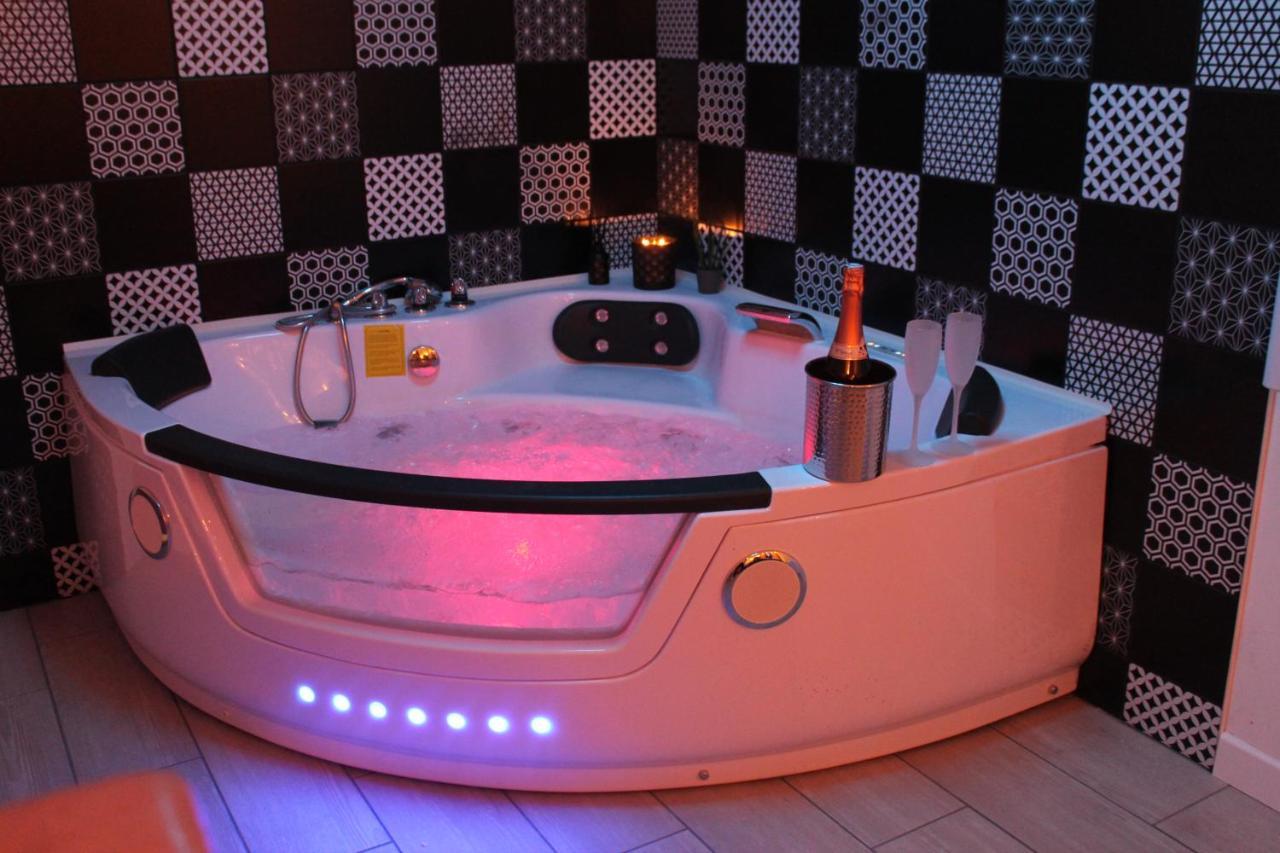Le Logis Du Bien-Etre, Balneo & Sauna Dans Chambre Vertou Zewnętrze zdjęcie